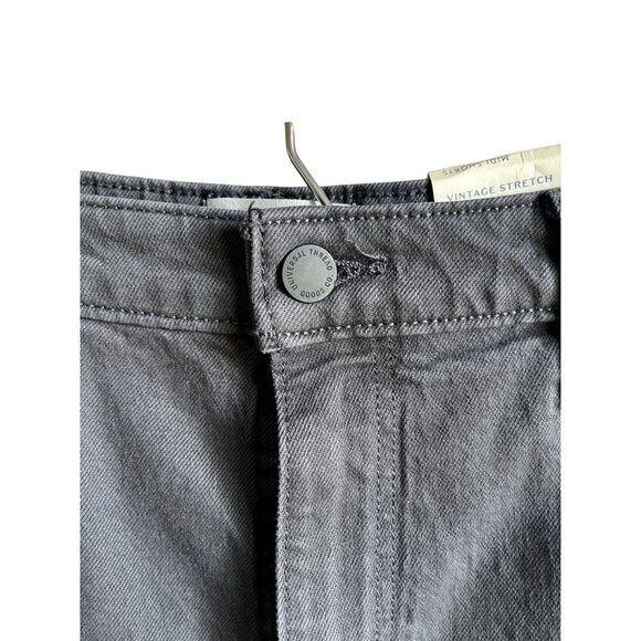 New! Universal Thread Washed Black Charcoal Midi Shorts 4" Inseam Size 10 Vintag - Picture 3 of 5